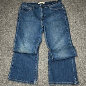 Levi’s ladies bootcut jeans size 14.